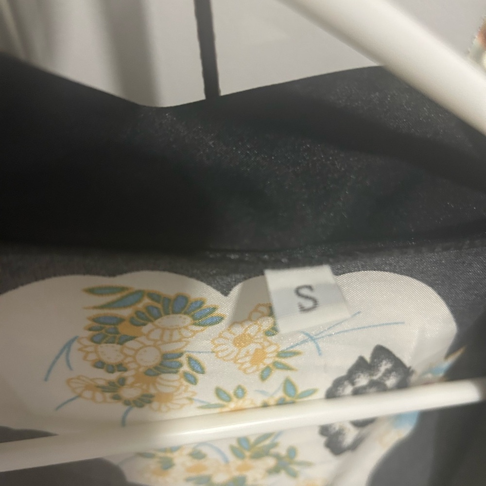 Satin Black Kimono Robe - Picture 7 of 7
